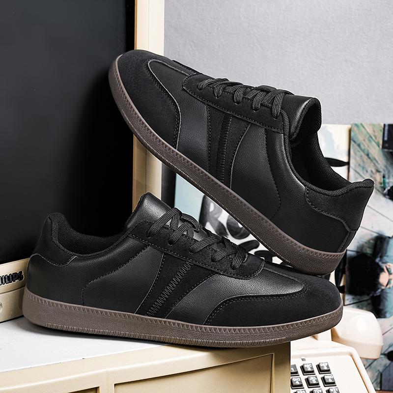 

Spring 2024 Summer New Breathable Soft Sole Lightweight Leather Surface Trendy Versatile Men s Shoes Little White Shoes Sports Niche Board Shoes 36