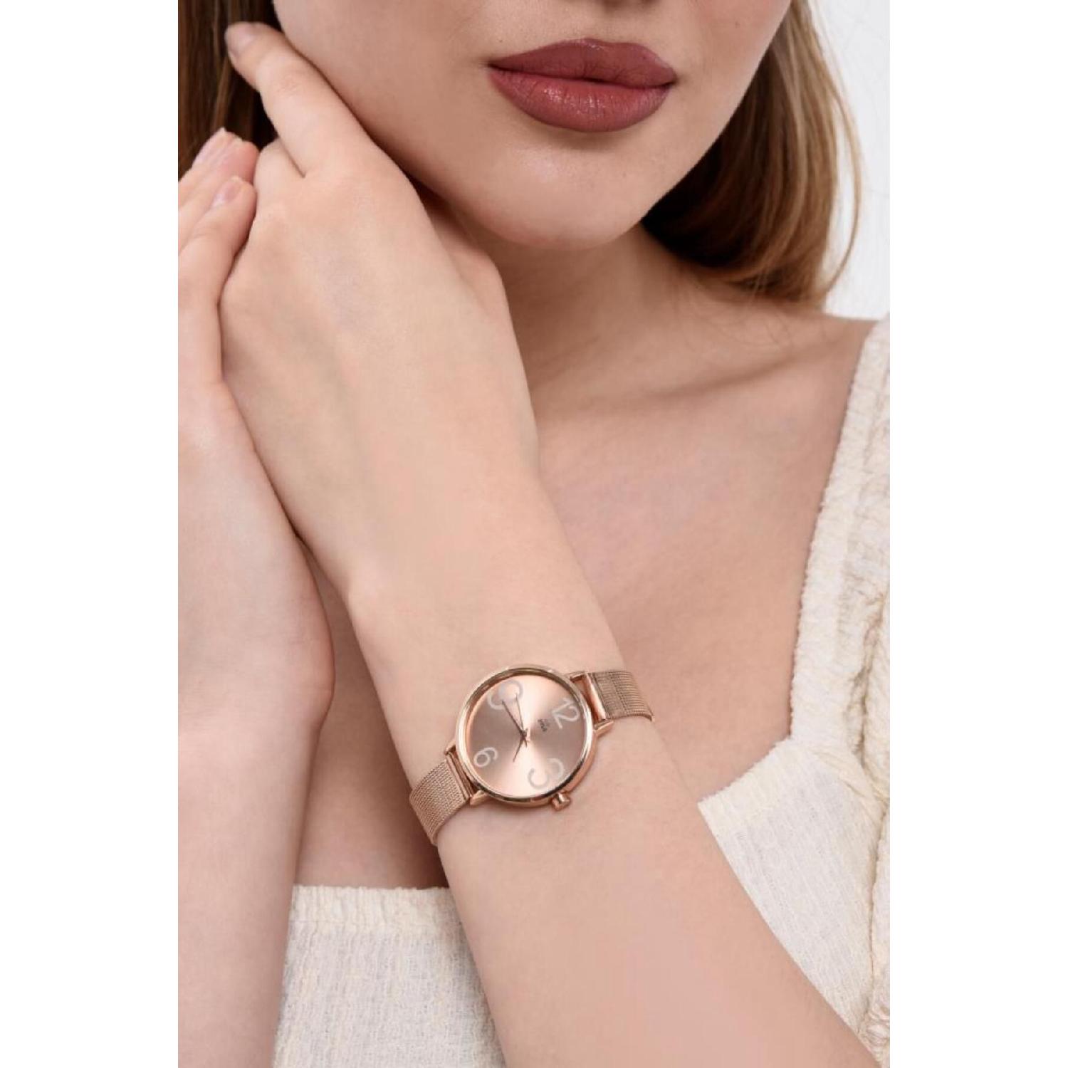 

Женские наручные часы Elsa Number Rose с плетеным ремешком