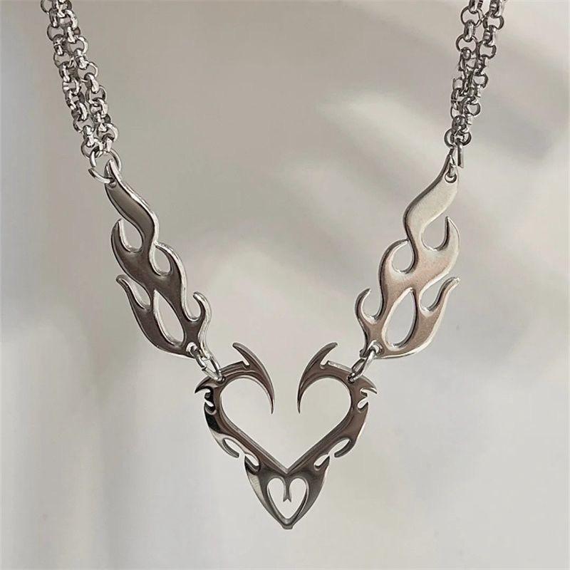 Stainless Steel Hollow Flame Heart-Shaped Necklace For Man Woman Punk Metal Collar Necklace Luxury Hip Hop Jewelry Accessories