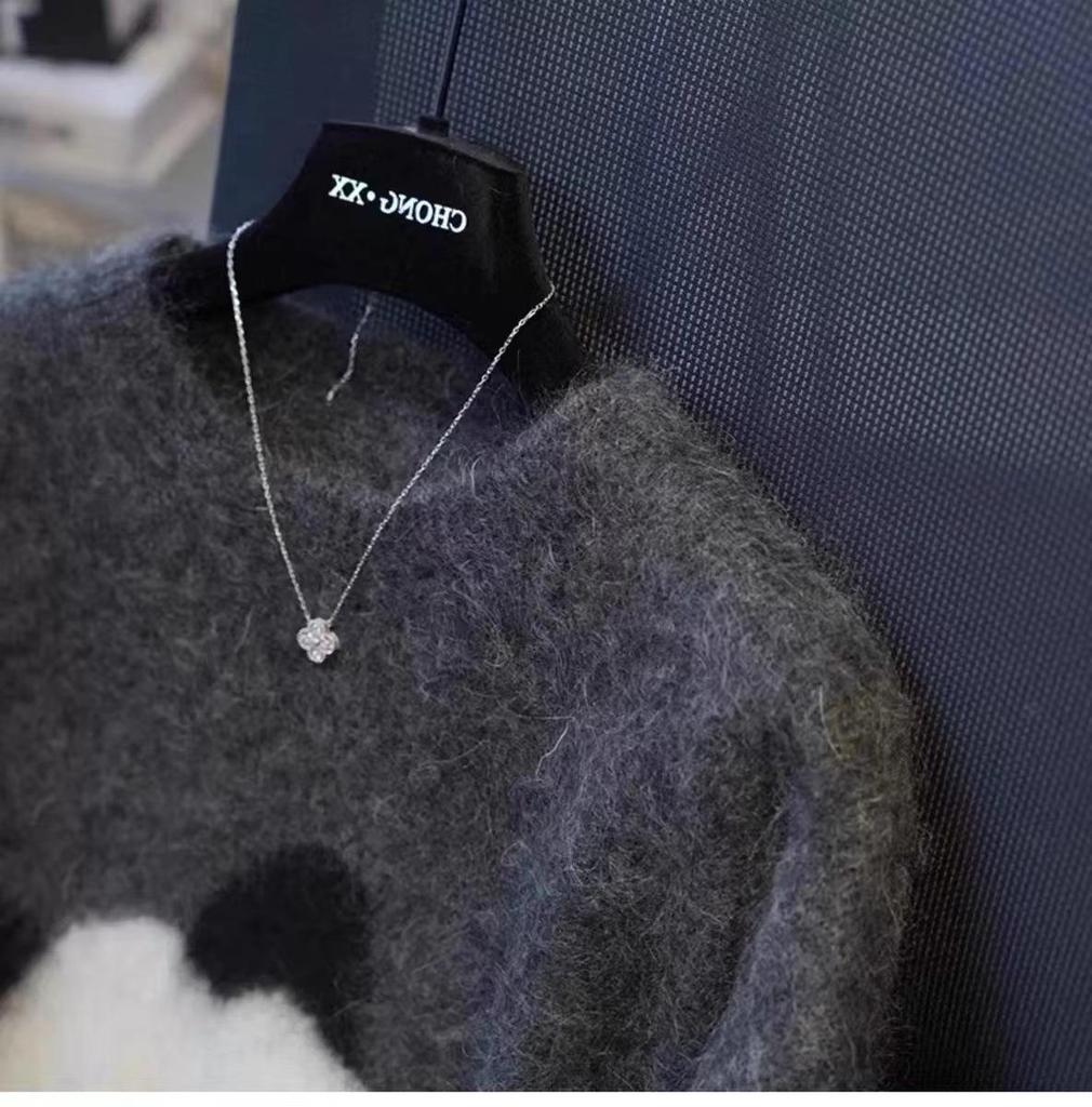 Women's Korean Style Panda Embroidery Cashmere Knitwear: Loose, Drop Shoulder, Round Neck Sweater for Autumn/Winter.