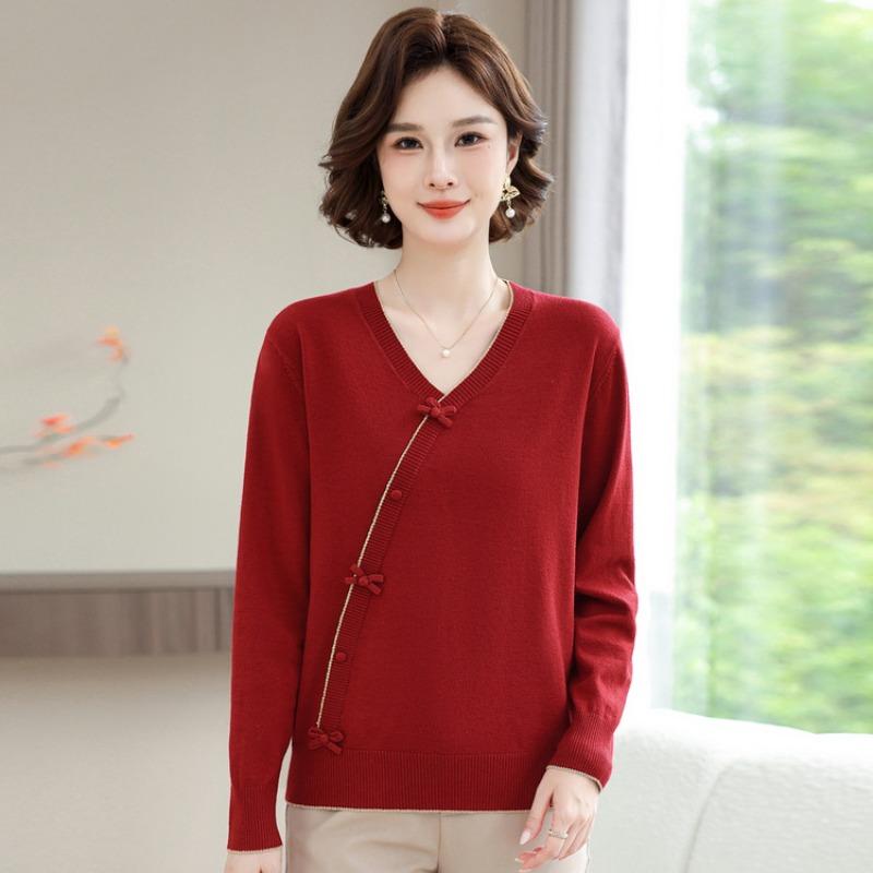Middle-aged and Elderly Women's Autumn Short-sleeved High-end Ice Silk Tops, Thin Medium-sized Mother Clothes, and New Spring Clothes Shirts.