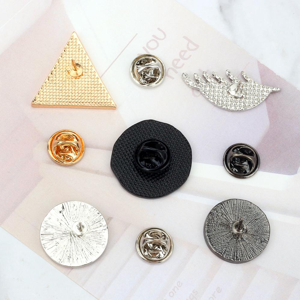 Classic Blue Eyes Enamel Pin Punk Gothic Organ Brooches Art Ancient Egyptian Eye Badge Lapel Backpack Jewelry Gift for Women Men