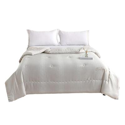 Jieliya All-Season Soft Polyester Quilt