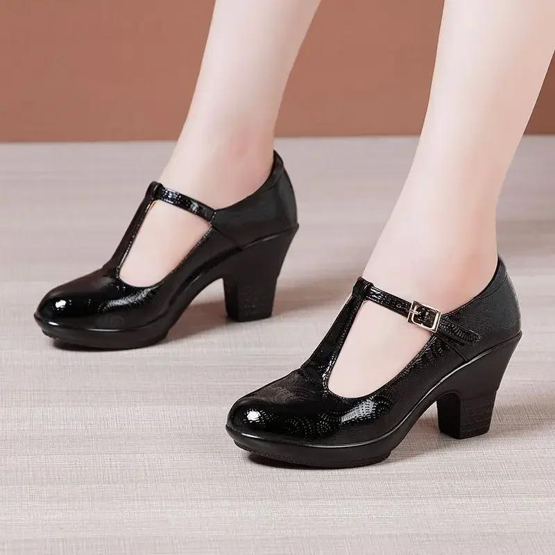 Small Size 32-43 Patent Leather Shoes Women Mary Janes Spring 2025 T Stap Platform Pumps Block High Heels for Office Mom Dance