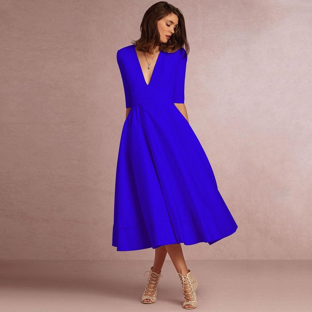 Robe élégante et décontractée en maille pour femme, avec col en V, disponible en plusieurs couleurs.