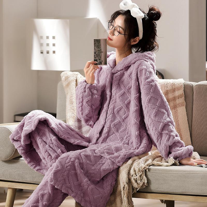 Women's Flannel Pajamas, Coral Velvet Hooded Pajamas, Warm and Long Home Clothing That Can Be Worn Externally
