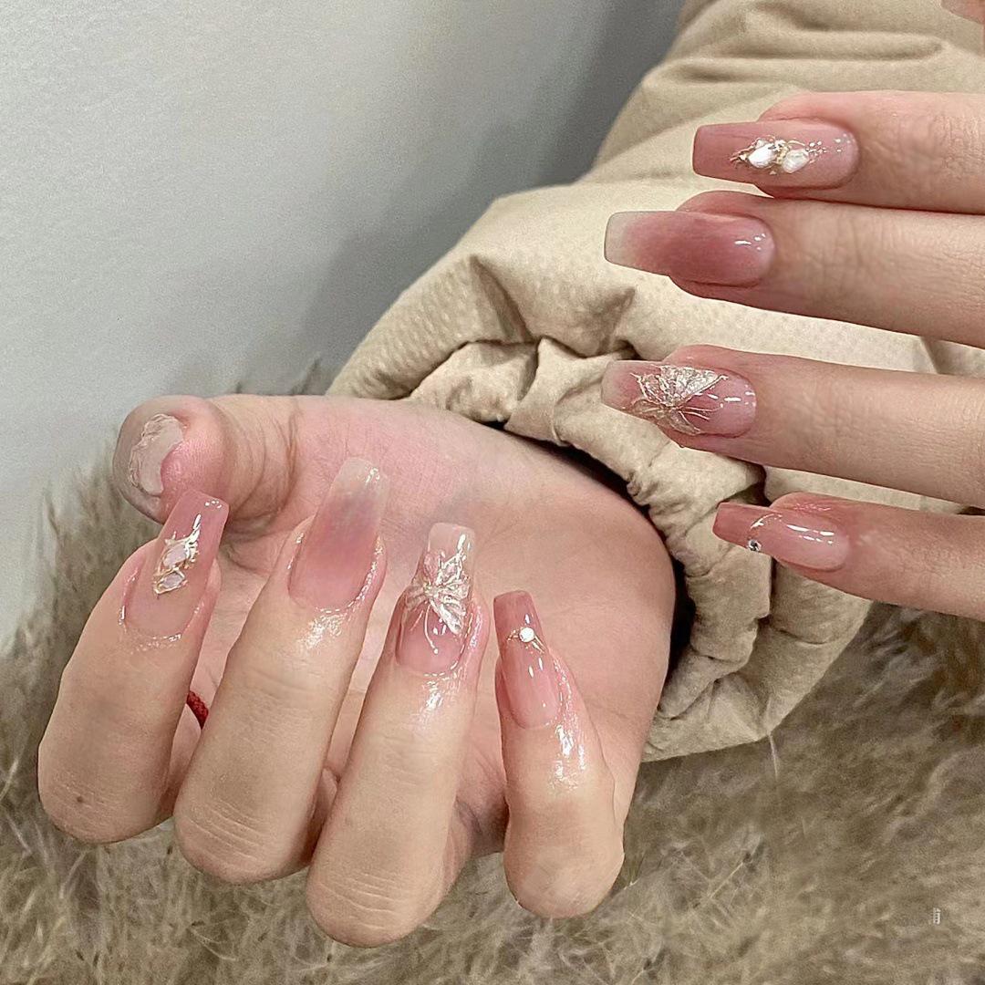 

Gilded Butterfly Blush Gradient Wearable Nails - Shell Finish False Nail Patches B595-Gilded Butterfly [Glue Type]