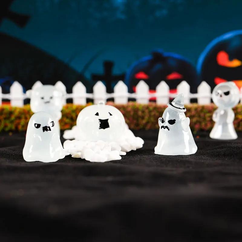 Halloween Glow in Dark Figurines Luminous Ghost Mini Resin Ornament DIY Micro Landscape Cute Cartoon Statue Desktop Decor Party