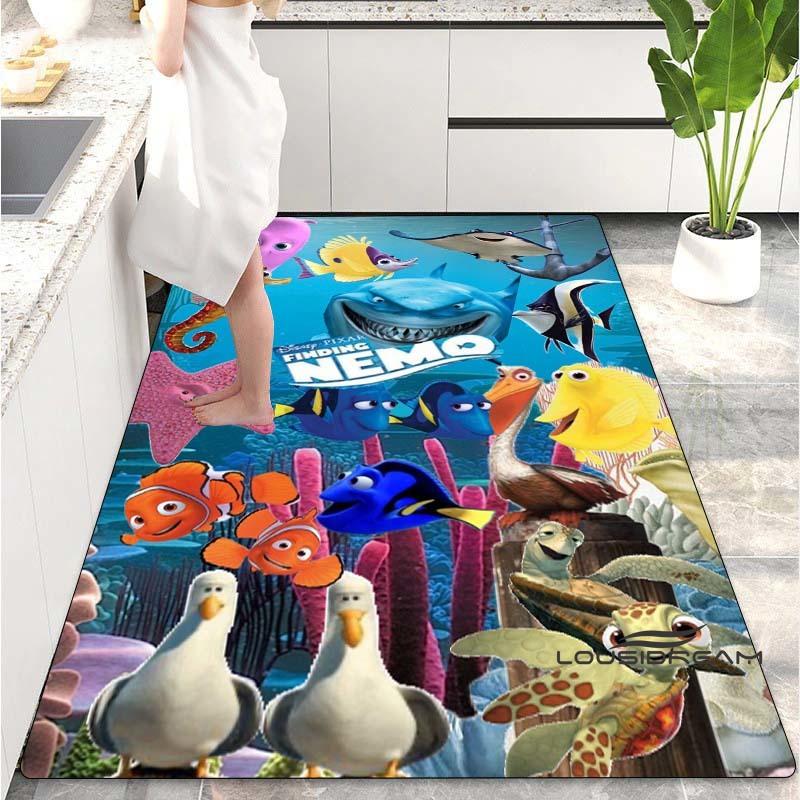 Il Tappeto Cartone Animato Alla Ricerca di Nemo È Adatto per Decorare il Soggiorno, la Camera da Letto, il Divano e la Cucina. È un tappetino antiscivolo.