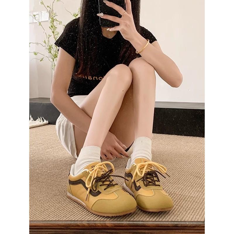 Niche platform shoes women's summer new sports and leisure shoes versatile flat-bottomed round head shoes