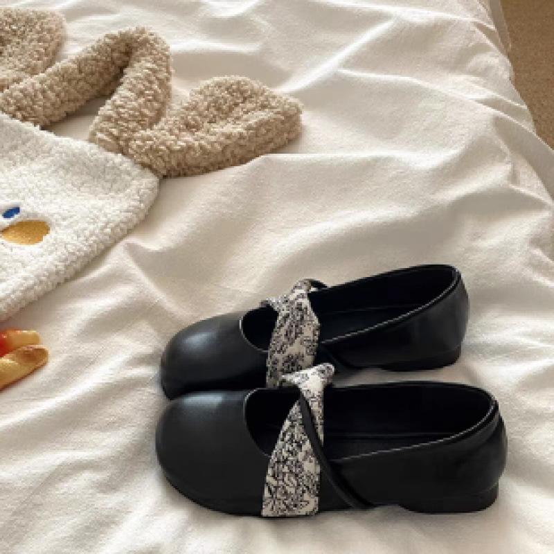 

Французские балетки с мягкой подошвой и круглым носком, женские, весна-лето 2025, новые туфли Мэри Джейн на плоской подошве, универсальные вечерние туфли Doudou 40 чёрный