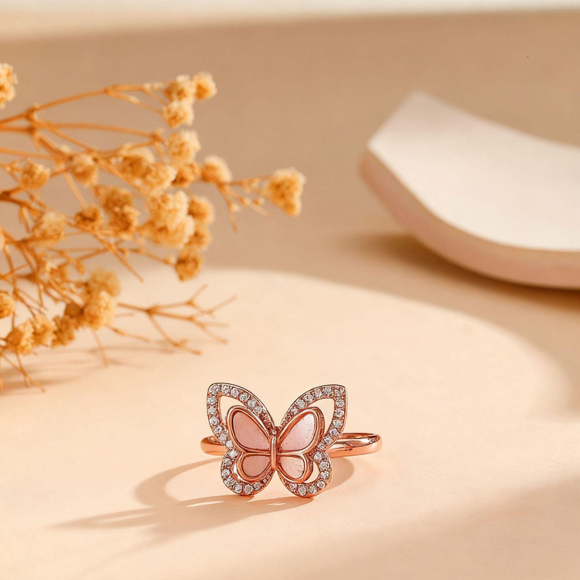 

Elegant Butterfly Jewelry Set: Necklace, Ring, & Earrings - Women s Versatile Fashion Gift