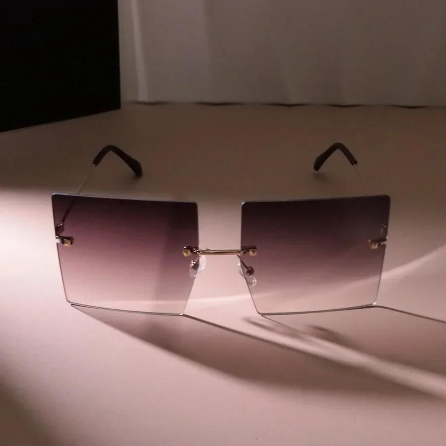 Big Frame Classic Square Sunglasses Women Men Brand Designer Personality Sun Glasses Female Male Colors Mirror