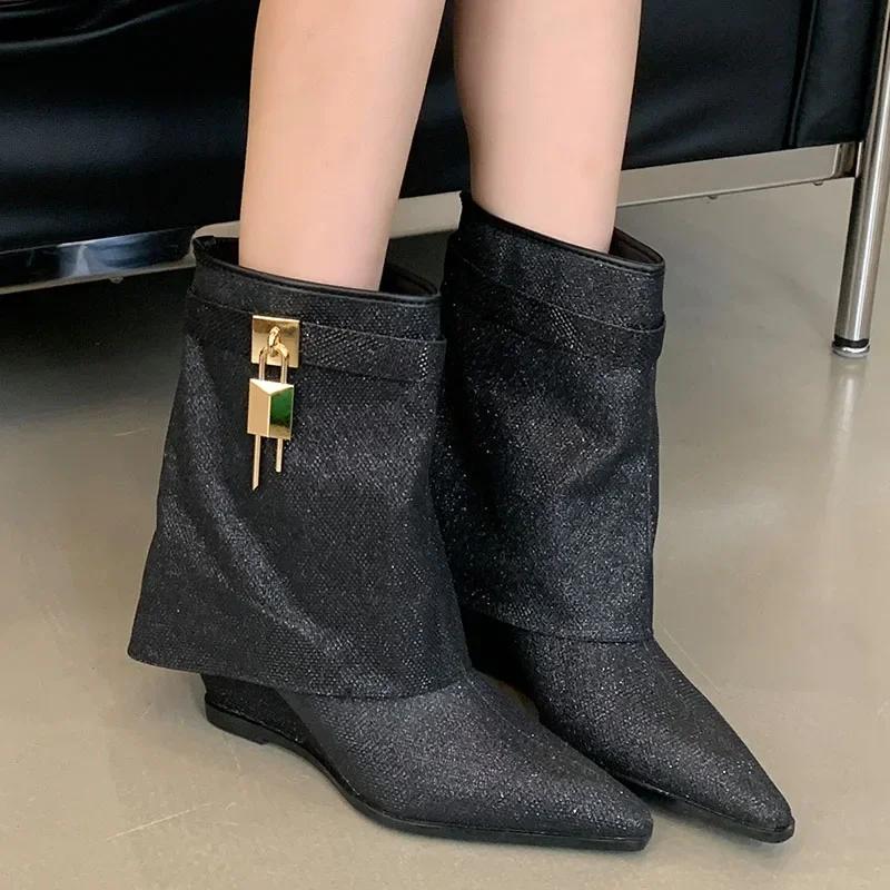 

Блестящие дизайнерские ботинки на танкетке, женские, с застежкой-пряжкой, с острым носком, модные брендовые ботильоны, роскошные, с кристаллами, на высоком каблуке, короткие женские ботинки 39