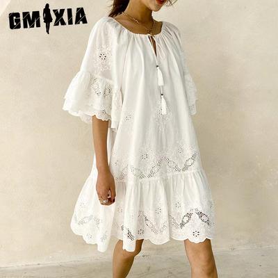 Sommerrock Temperament Pendler Einfarbig Baumwolle Lockere Taille Weiß Spitze Pendler Pullover Urlaub Stil Kleid