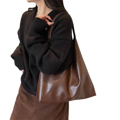 Retro Large Capacity Women's Tote Bag - Autumn/Winter Korean Style, Simple Versatile Single Shoulder Underarm Bag for Casual Commutes