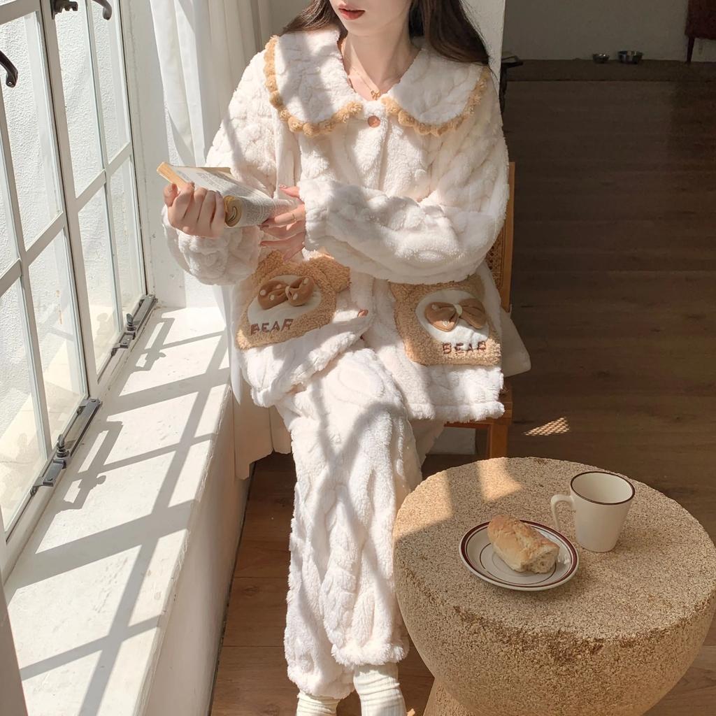 Pijama Dama Invierno Grueso Terciopelo Coral Dulce y Encantador Cuello Muñeca Trigo Estilo Cárdigan Viento Princesa Ropa de Casa Se Puede Usar