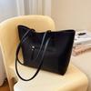 IELGY Trendy Large Capacity Tote Bag Ladies One Shoulder Large Capacity