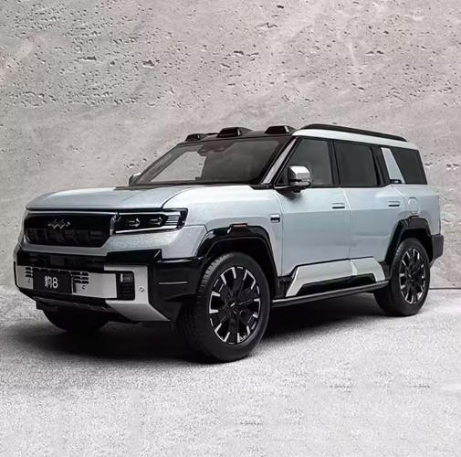 Original equation Leopard 8 car model Leopard 8 SUV 1:18 off-road vehicle alloy car model collection