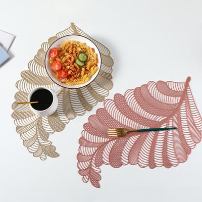 Dekorácie na stôl – Prostírání na stůl