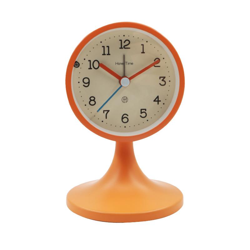 New Round Metal Table Clock, Simple Design, Suitable for Living Rooms, Studies, and Bedrooms, Suitable as a Silent Alarm Clock for Students