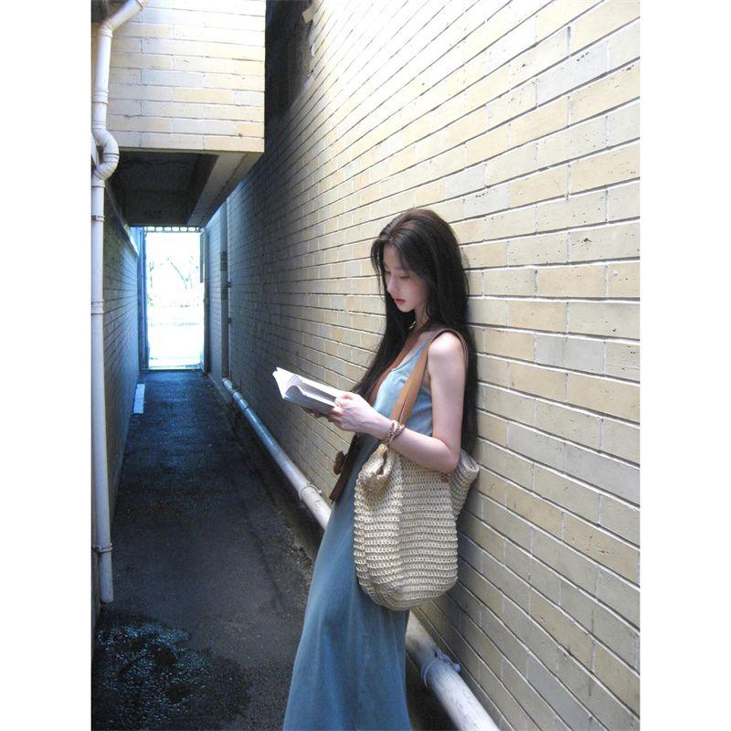 

Woven Straw Woven Bag Women s 2025 New Arrival Summer Seaside Beach Vacation Bag Casual Large Capacity Underarm Shoulder Bag Beige White