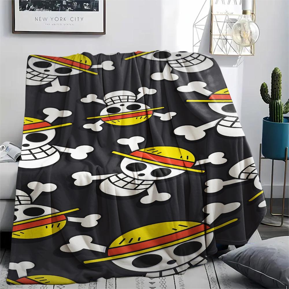 1PC One Piece Straw Hat Pirates Patterned Flannel Blanket Suitable For All Seasons For Home Decor Warmth And Comfort Gifts Holiday Present