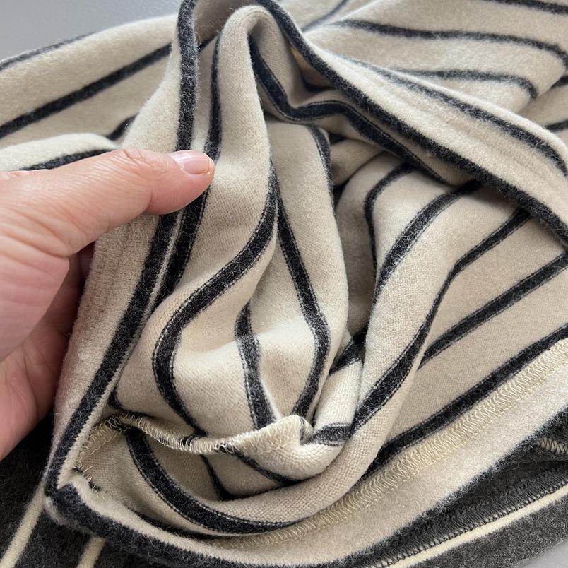 Women's Spring Arrival Velvet Short Sleeve Retro Stripe Loose T-Shirt - Round Neck Casual Versatile and Age-Reducing Top