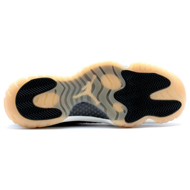 Jordan Future Black Gum 652141-019