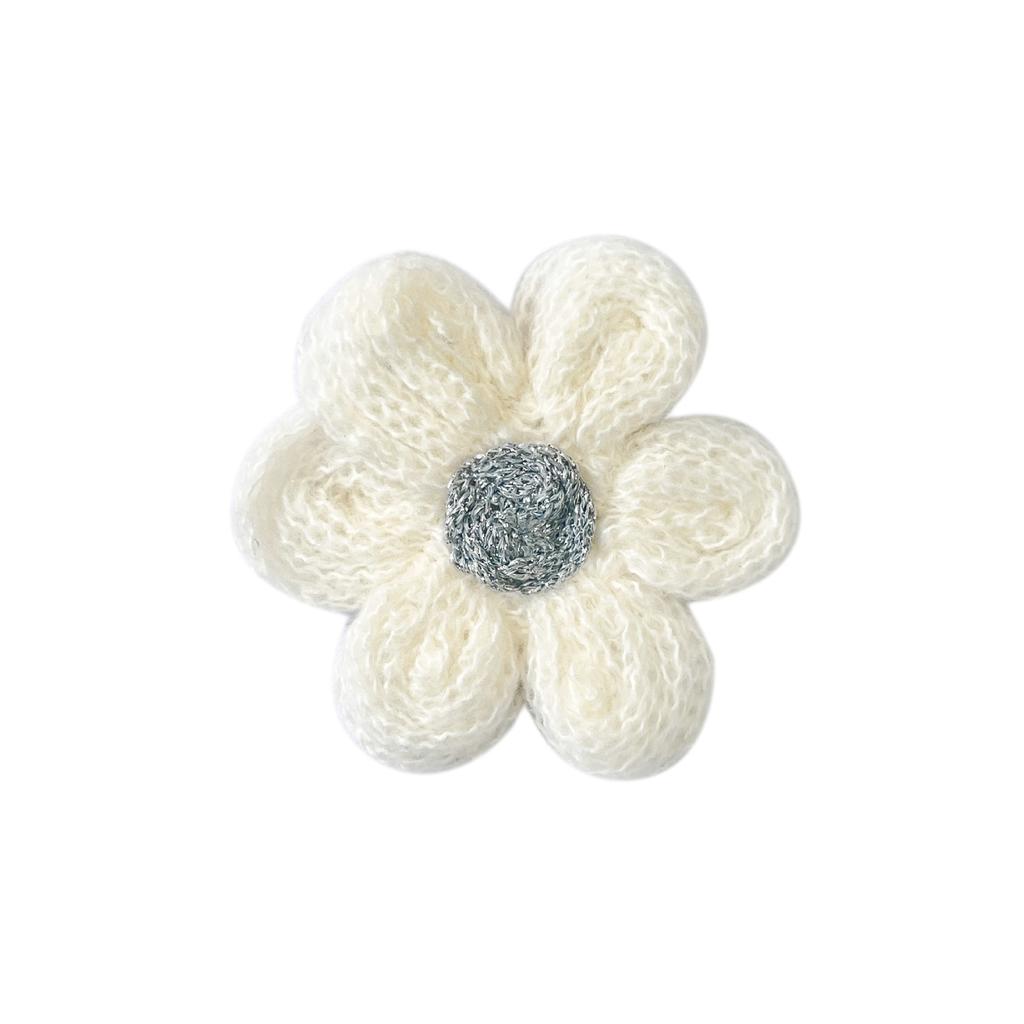 Cute Wool Knitted Flower Jewelry Handmade Diy Six-Petal Flower Accessories Hair Accessories Corsage Clothing Accessories