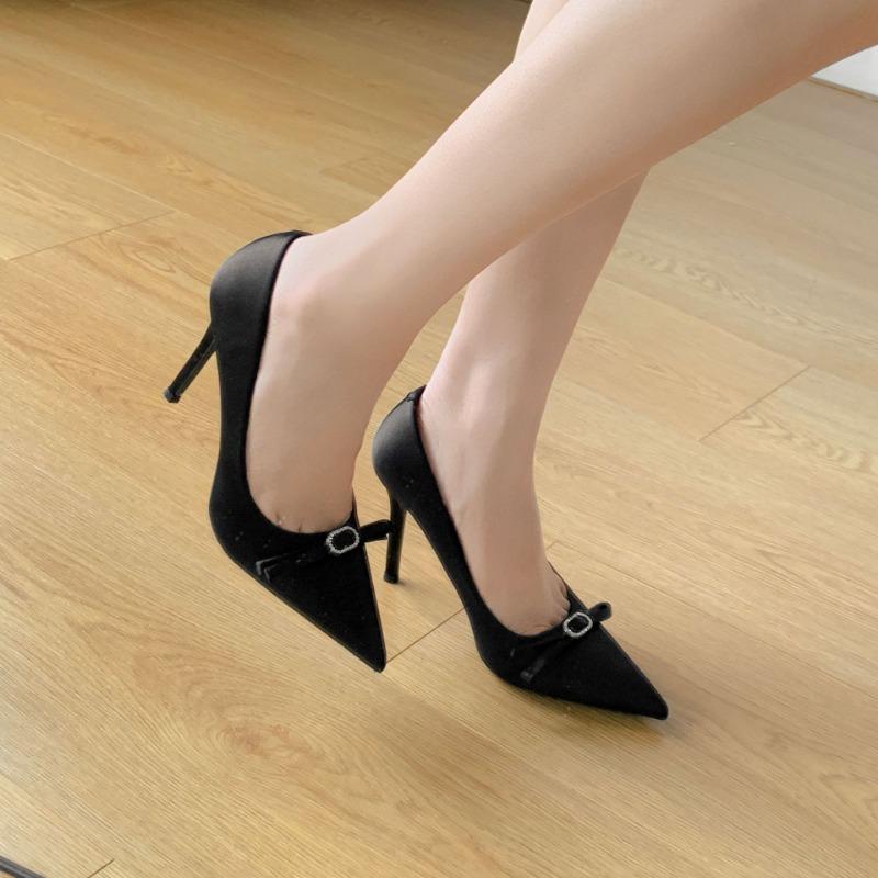 New models are not tired of high heels, sexy temperament, pointed head, thin heel bow, high-end sense, beautiful single shoes