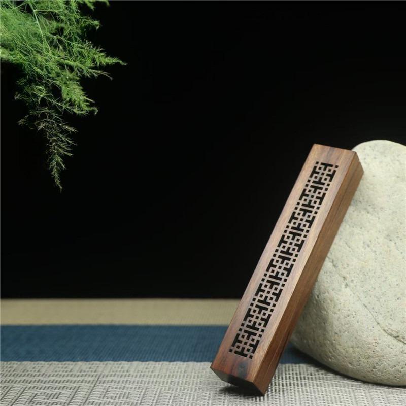 

Wooden Incense Box Incense Tube Short Cloth Bag Set/Portable Hollowed-out Carved Patterns Home Air Purification Religious Items