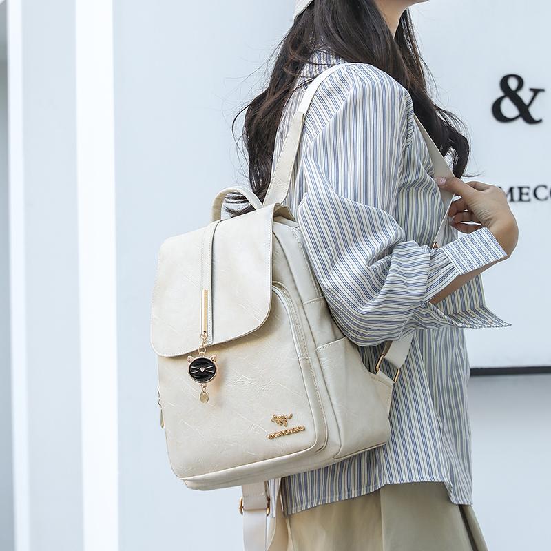 Soft Leather Backpack Women's Large Capacity Travel Backpack Student Schoolbag