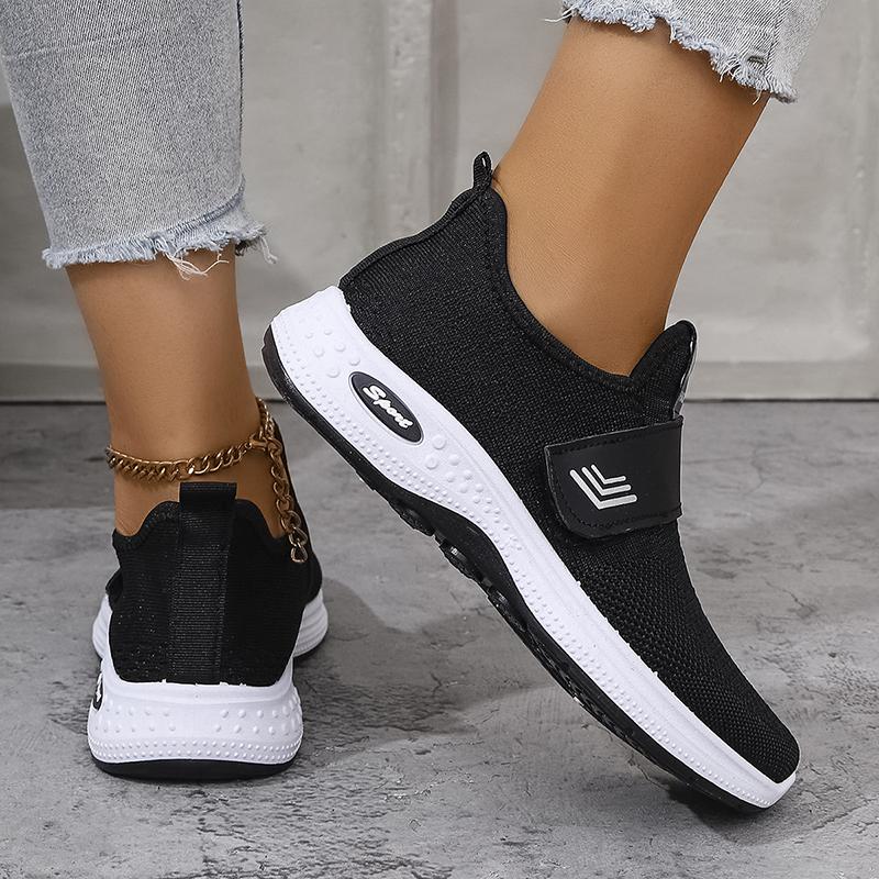 Fashion Womne's Spring Autumn Lightweight Running Sports Shoes Fashion Knit Mesh Casual Sneakers Woman Breathable Slip On Walking Shoes