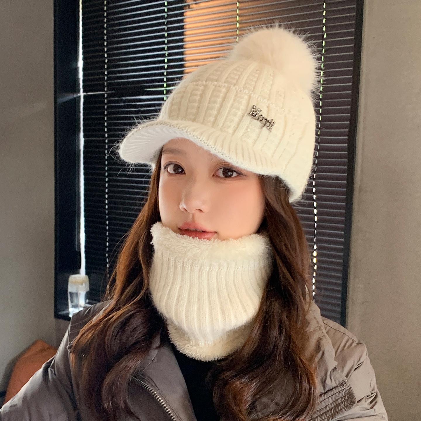 

Winter New Duck Tongue Wool Hat Women s Thickened Warm Ear Protection Hairball Knitted Hat Cold-proof Knitted Hat