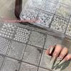 12-Fächer Perlen Nail Art Dekorationen: Stahlperlen in gemischter Größe & flache Halbrund-Strasssteine Weiß, Zubehör