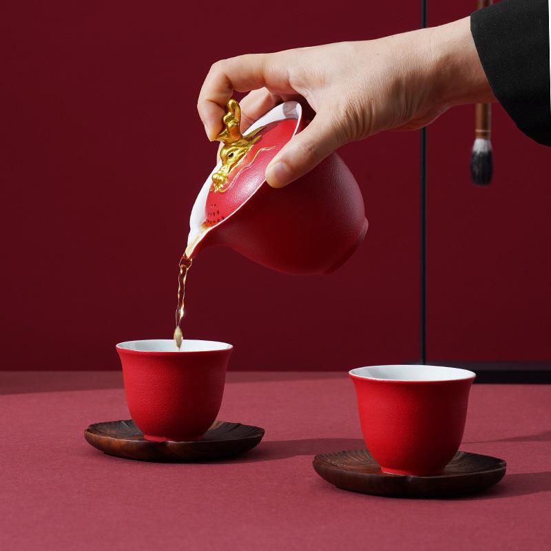 Compact Outdoor Travel Tea Set: Portable Gongfu Teapot & Cups with Quick-brew Feature