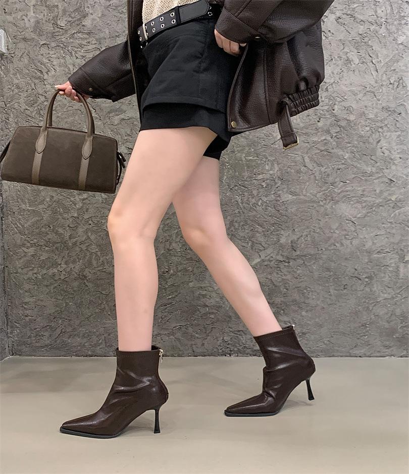 

Skinny high-heeled boots temperament short boots women s shoes 2025 new French Spice Girl pointed white spring and autumn single boots 39 коричневый