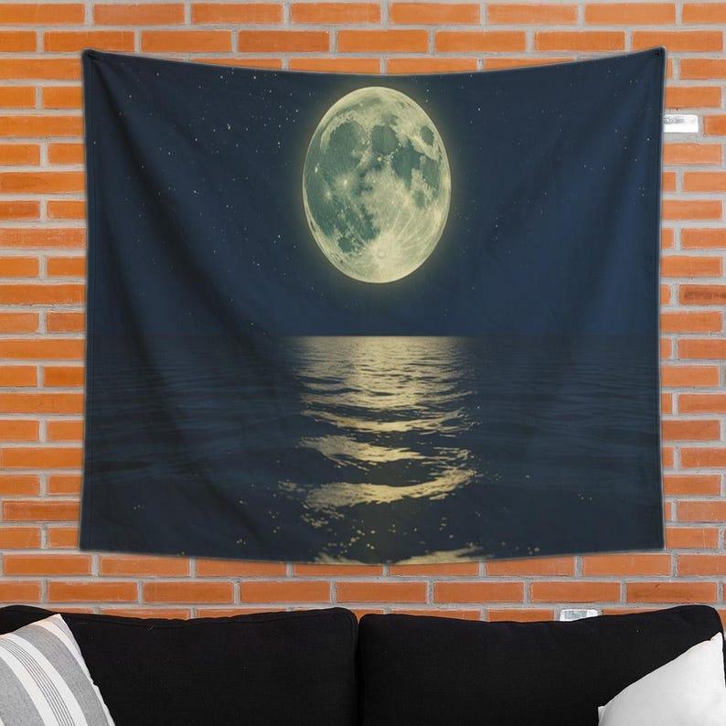 Full Moon on the Water tapestry 75x100 чёрный