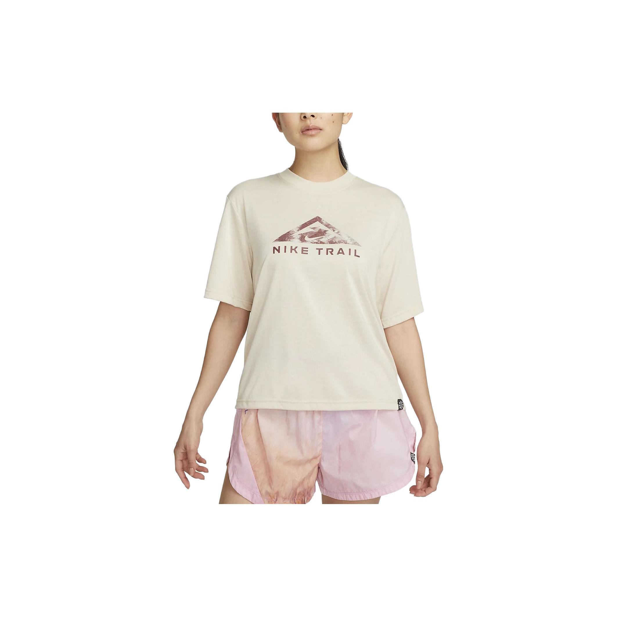 

Новая женская футболка Nike цвета песка и белого цвета DX7897-126 XL