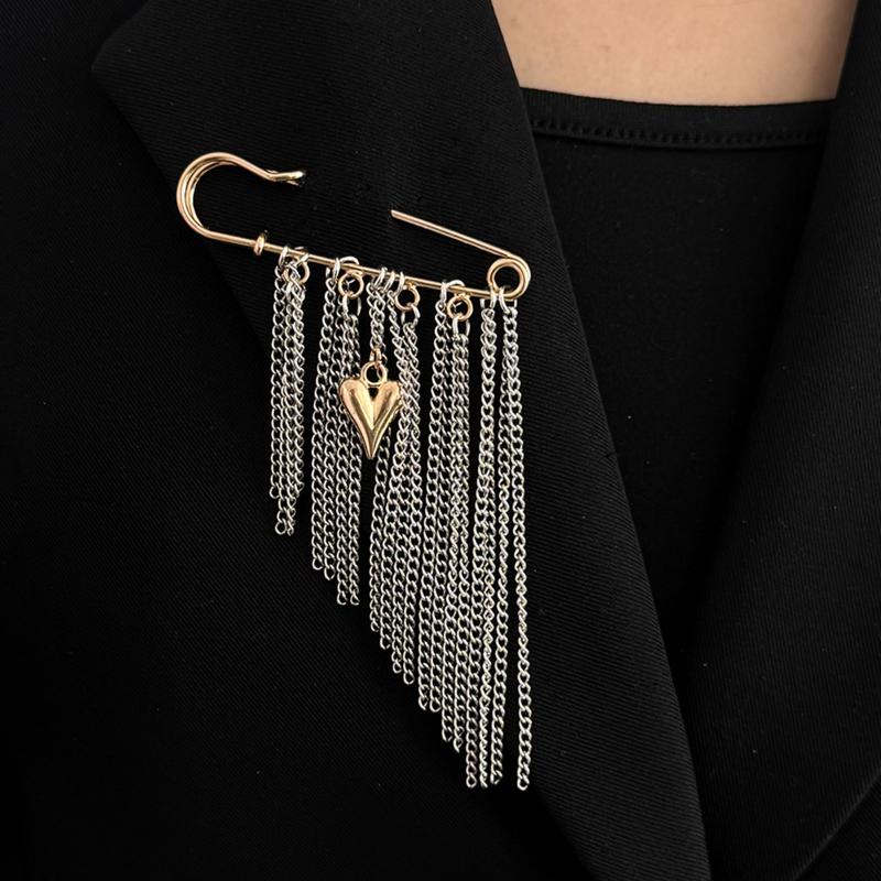 Broche Cœur Chaîne Gland Élégante Minimaliste Épingle de Sûreté Decorative Broche de revers Pour Costume Veste Pull Vêtement Accessoire Bijou