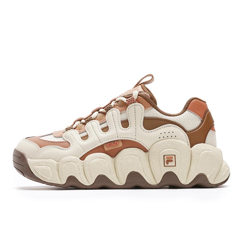 FILA Women s Croissant Retro Sneakers White Silver F12W441102FFP 37.5