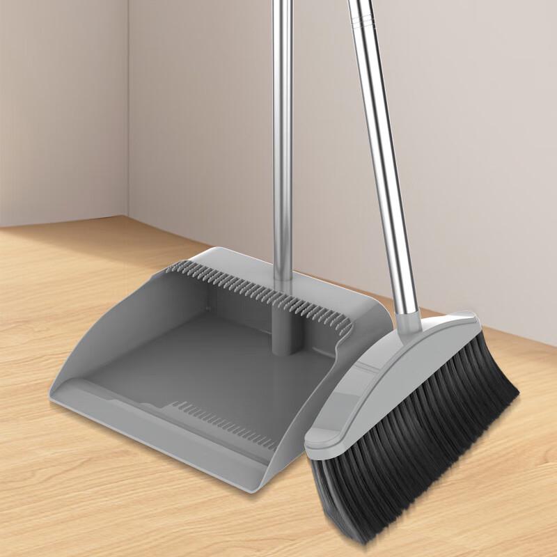 

YIXI Classic Broom and Dustpan Set