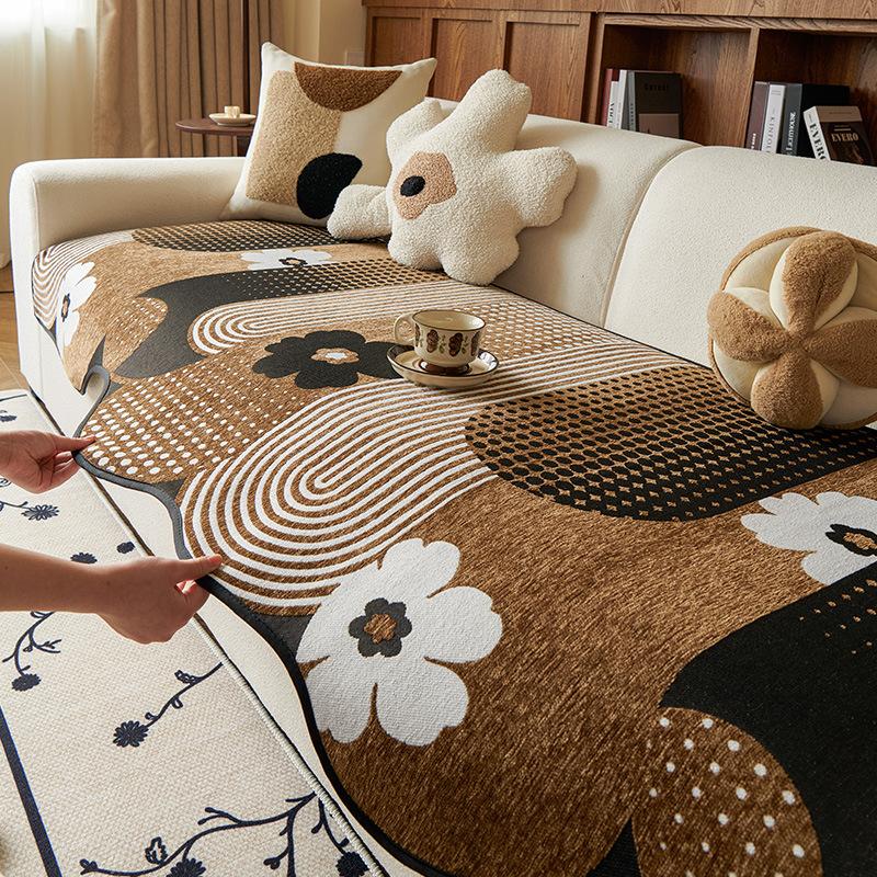 Curved High-End Straight-Row Sofa Cover Cloth, Universal In All Seasons, Non-Slip Seat Cushion, Anti-Cat Scratch Irregular Special-Shaped Sofa Cushion