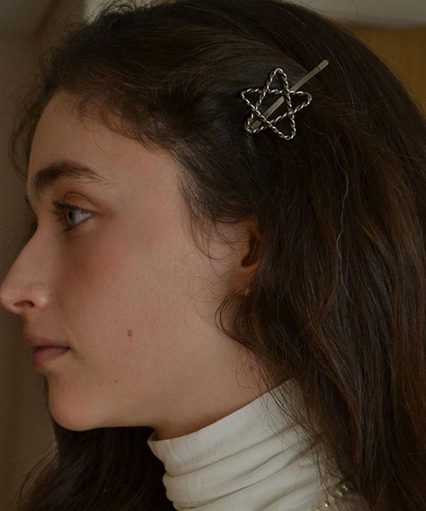 Nuavo Star Hair Clip 2