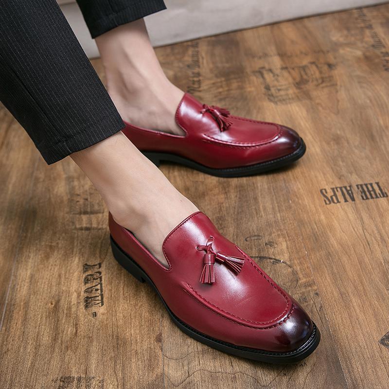 

Large size leather shoes men s four seasons breathable foot cover business casual shoes British and Korean leather shoes 48 червоний