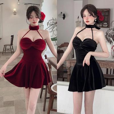 Collo scollato in velluto dorato vita alta base da appendere al collo vestito halter desiderio puro Natale bordeaux vestito corto