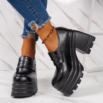 Retro 2026 New Thick Soled High Heels Daily Women's Solid Color Temperament with Shoes