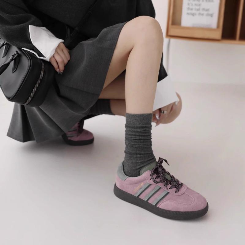 Retro Women's Leather Soft-soled White Shoes Spring New Flat-soled Sports and Leisure Board Shoes Women