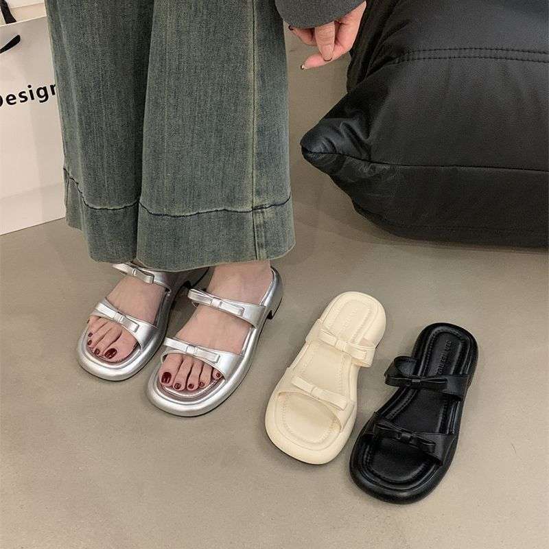 Silver Small Cool Slippers Wearing Fairy Shoes In the Summer of 2025 New Thick Heel Bow French Temperament Sandals